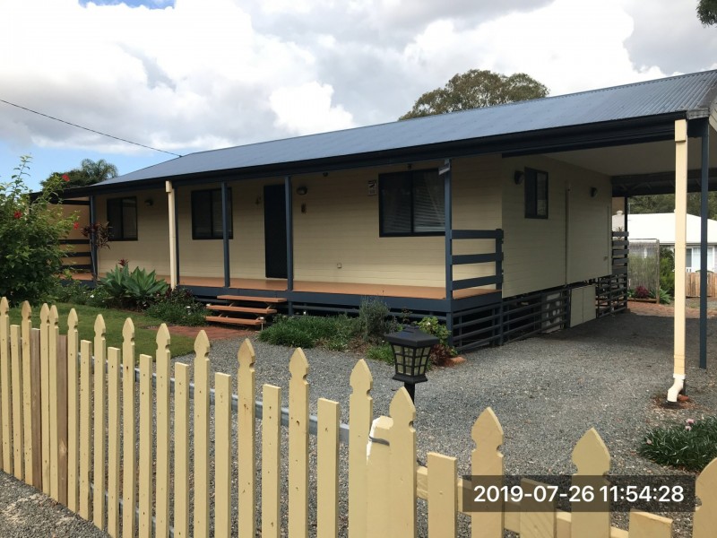 8 Aimeo Esplenade, Russell Island QLD 4184