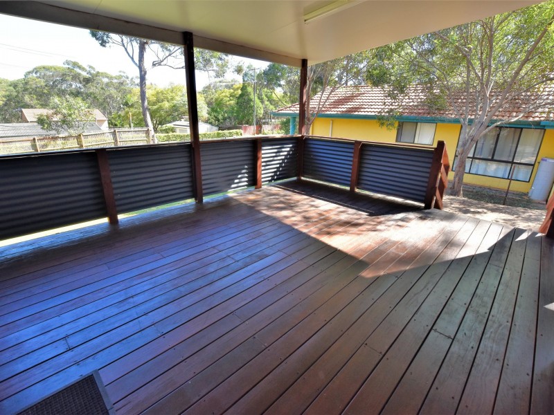 44 Guthrie St, Russell Island QLD 4184