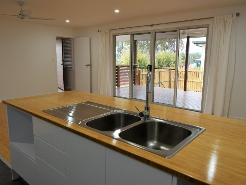 22 Reading Street, Russell Island QLD 4184