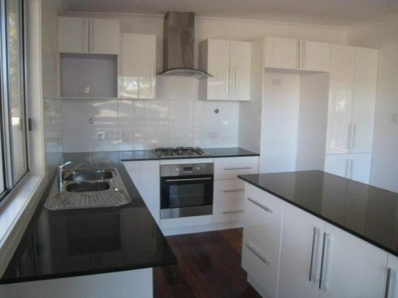 18 Doverton Drive, Russell Island QLD 4184