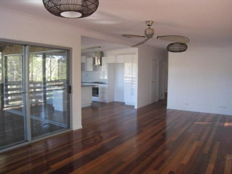 18 Doverton Drive, Russell Island QLD 4184