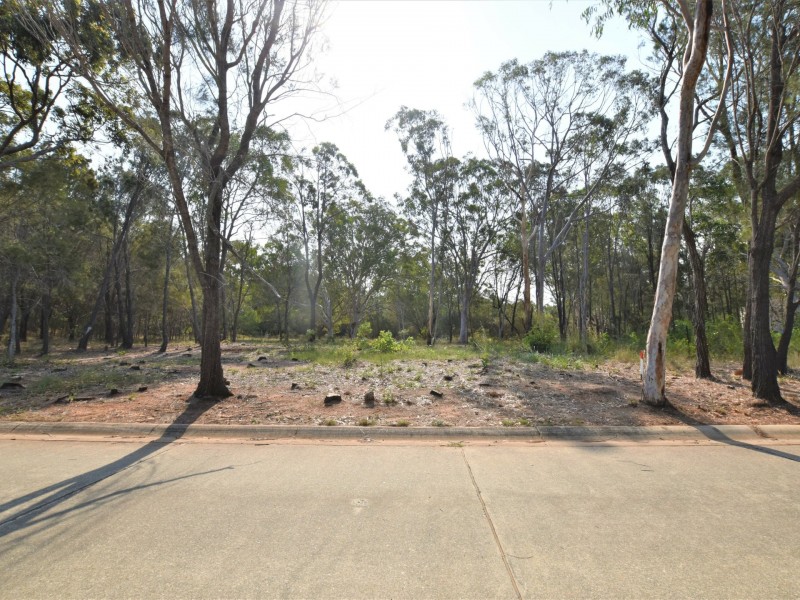 120 Wahine Drive, Russell Island QLD 4184