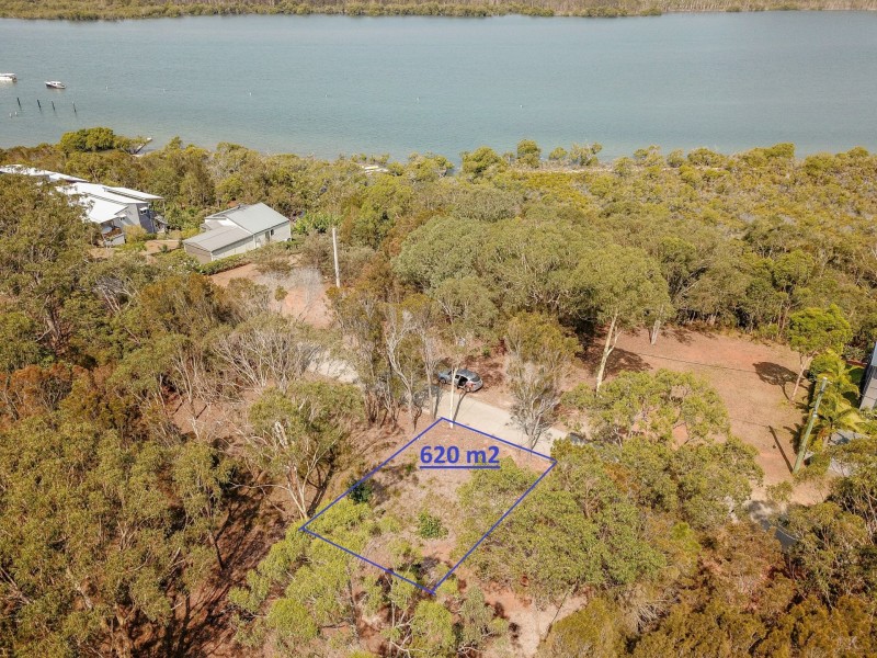 120 Wahine Drive, Russell Island QLD 4184