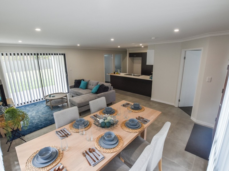 83 Kings Road, Russell Island QLD 4184