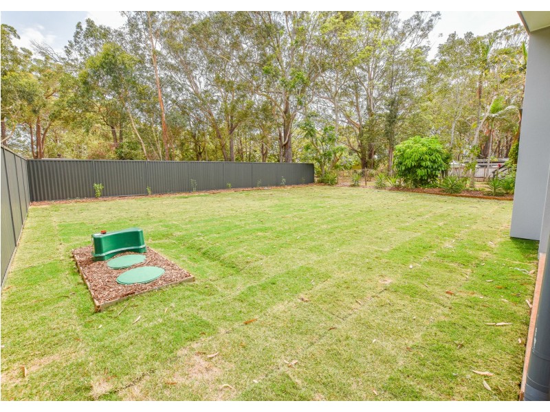 83 Kings Road, Russell Island QLD 4184