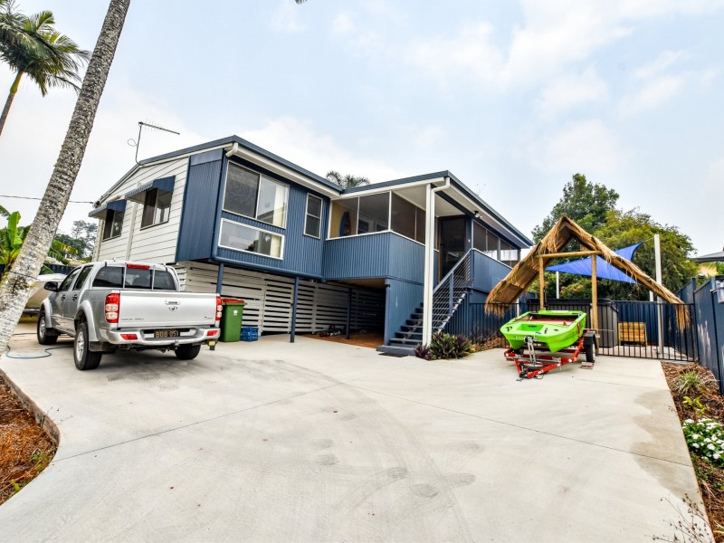 9 Douglas, Russell Island QLD 4184