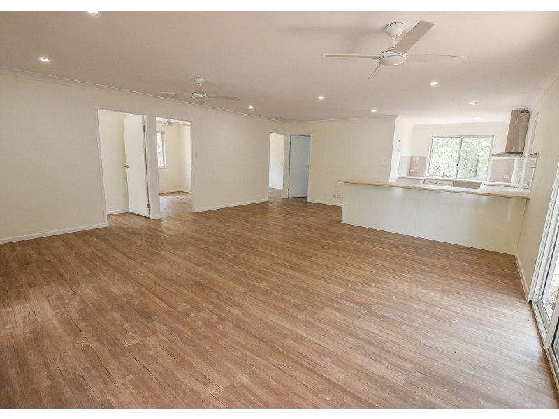 42 Villa wood Rd, Russell Island QLD 4184