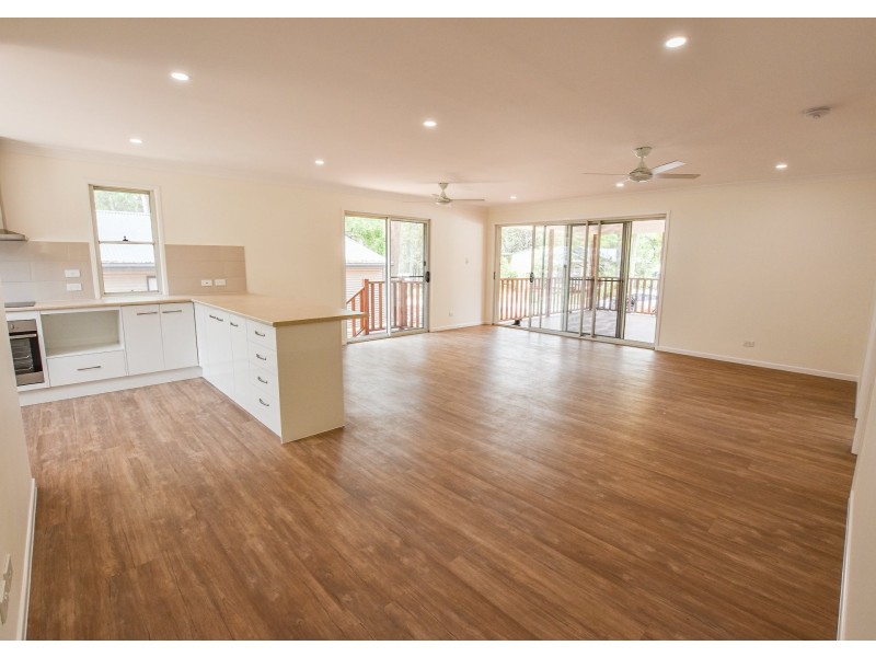 42 Villa wood Rd, Russell Island QLD 4184