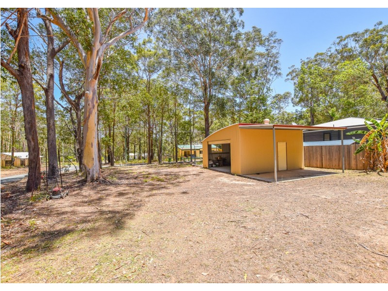 1 Ilumba St, Russell Island QLD 4184