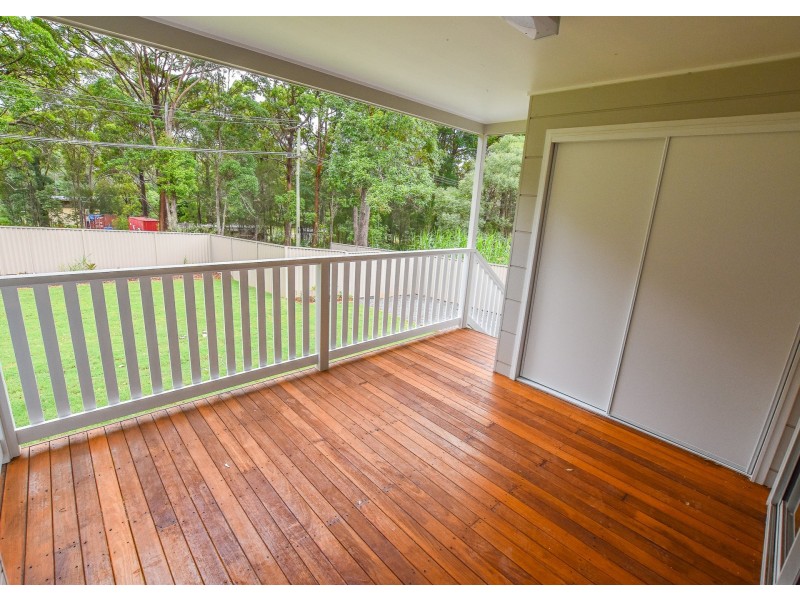 8 Roebuck Road, Russell Island QLD 4184