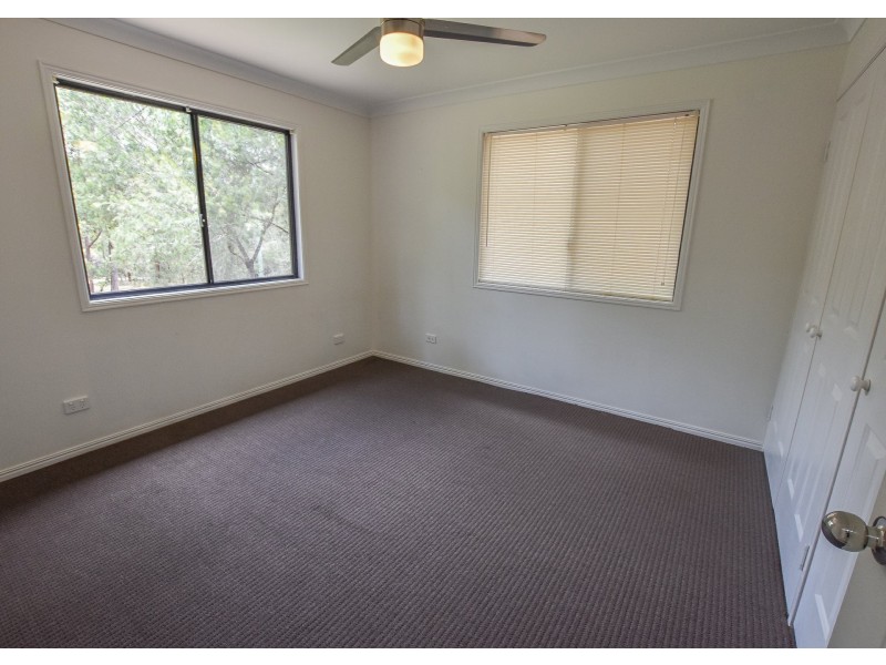 43 Waikiki Beach Road, Russell Island QLD 4184