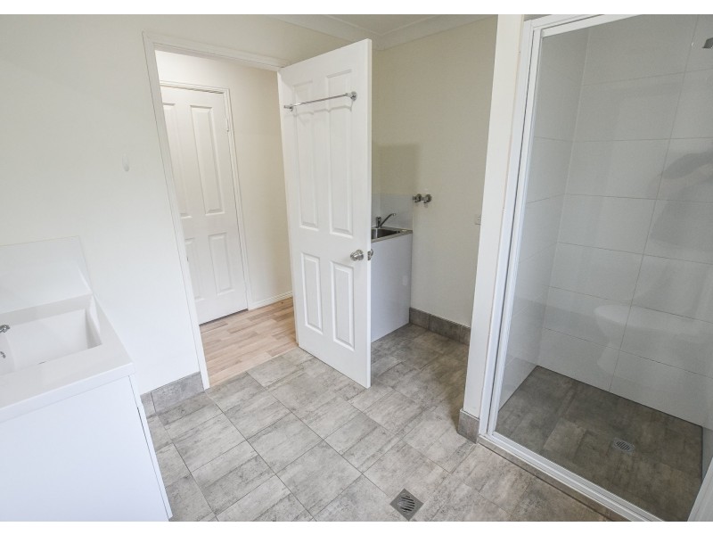 43 Waikiki Beach Road, Russell Island QLD 4184