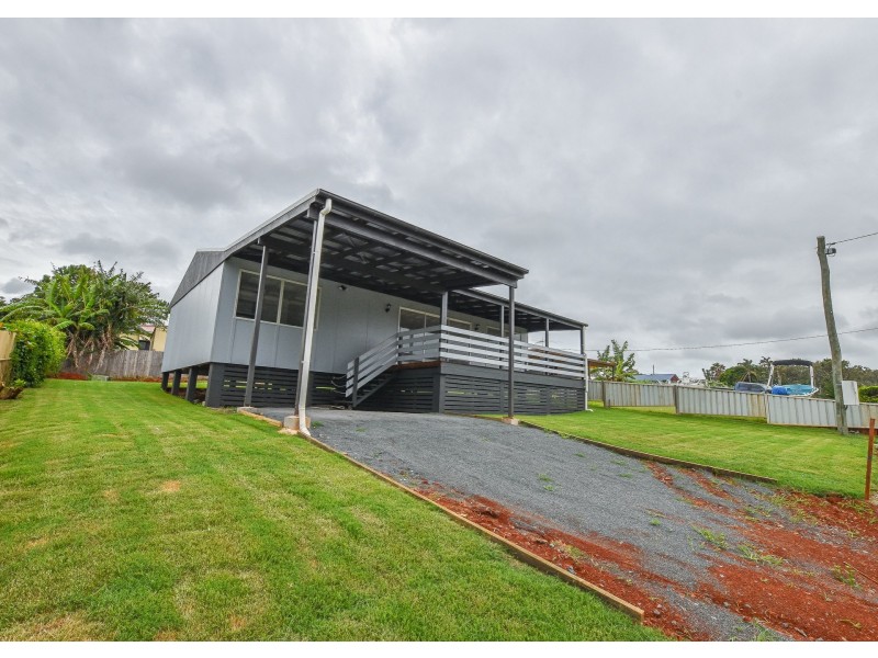 8 Oak, Russell Island QLD 4184