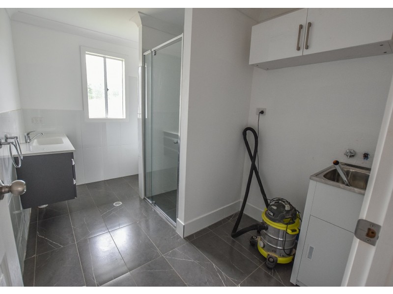 8 Oak, Russell Island QLD 4184