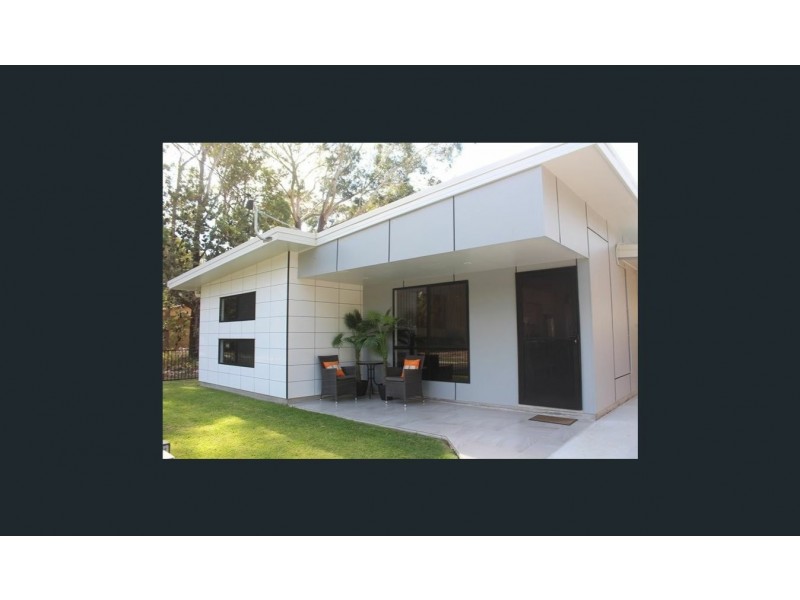 11 Rossi Ave, Russell Island QLD 4184