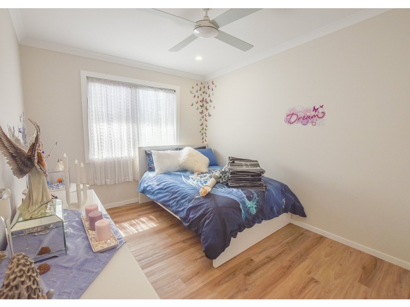 5 Pia Street, Russell Island QLD 4184