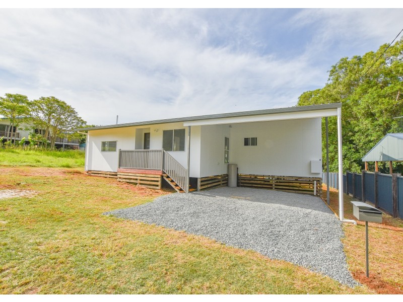 11 Richardson Street, Russell Island QLD 4184