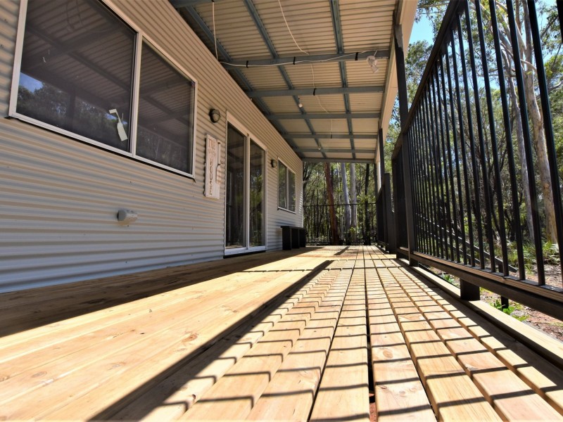 6 Castlewood Crescent, Russell Island QLD 4184