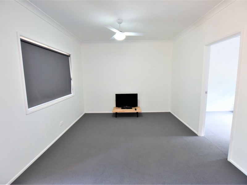 6 Castlewood Crescent, Russell Island QLD 4184