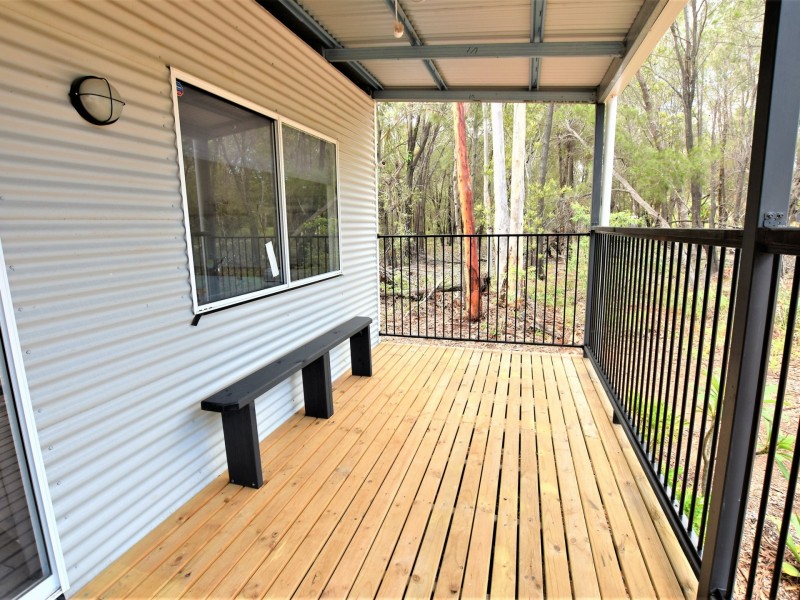 6 Castlewood Crescent, Russell Island QLD 4184
