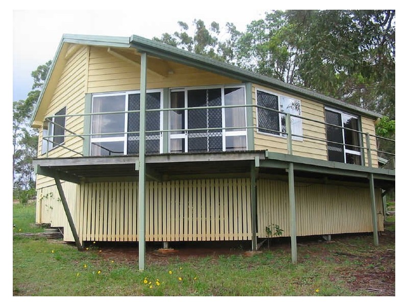 31 Leichhardt Terrace, Russell Island QLD 4184