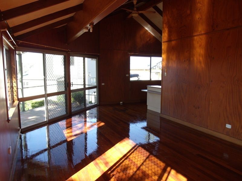 31 Leichhardt Terrace, Russell Island QLD 4184