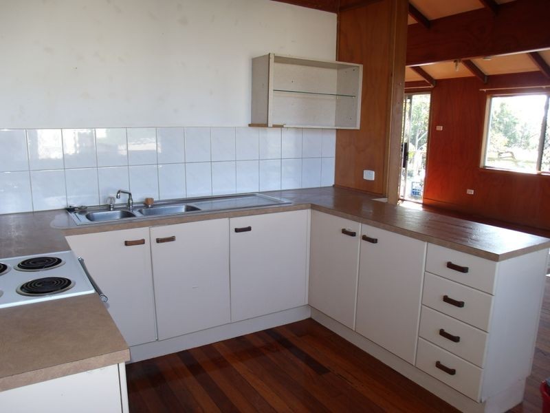 31 Leichhardt Terrace, Russell Island QLD 4184