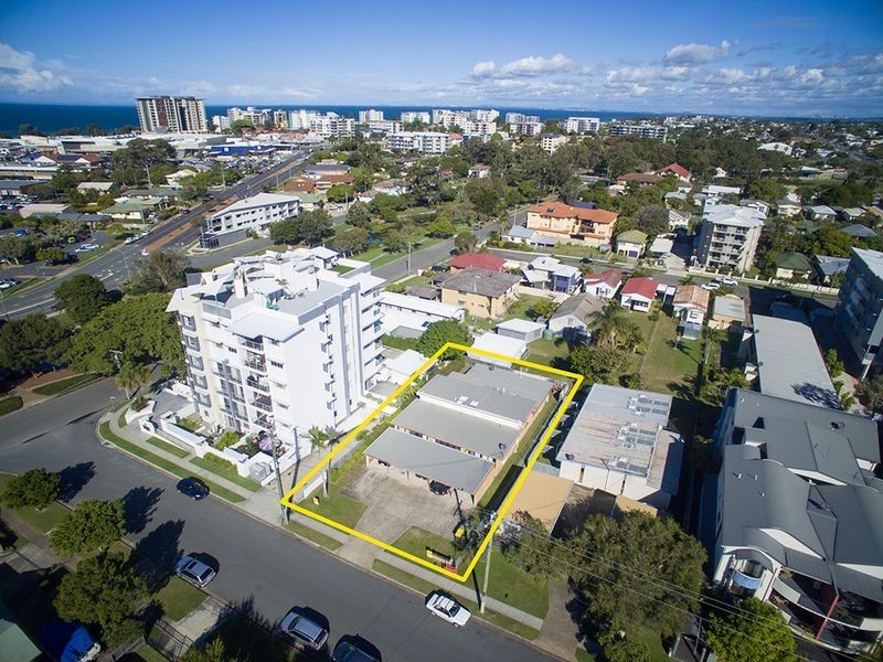 5 McNaughton Street, Redcliffe QLD 4020