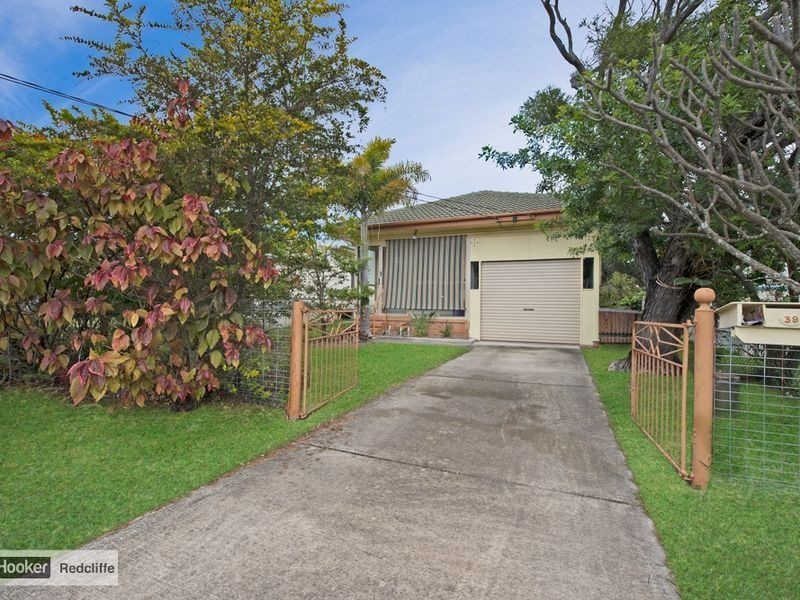 39 Campbell Street, Scarborough QLD 4020