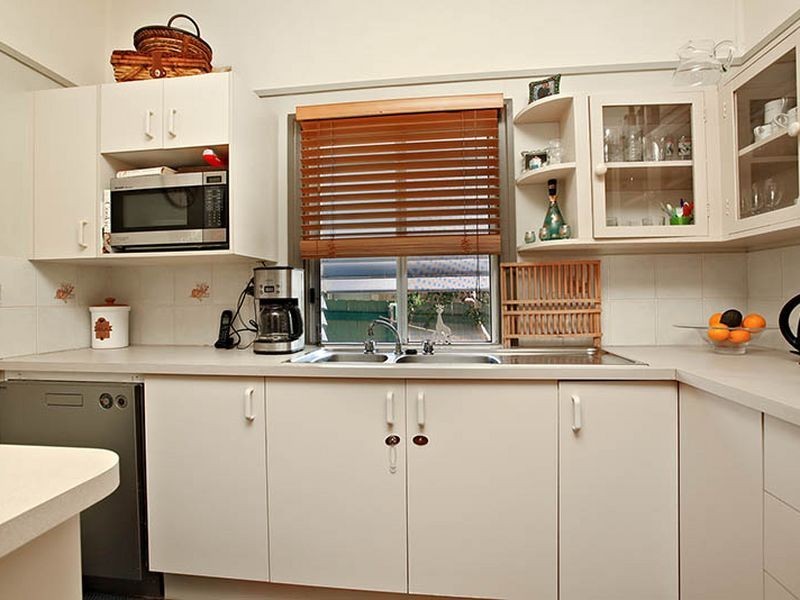 27 Pearl Street, Scarborough QLD 4020