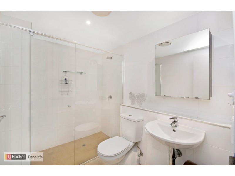 306/14 Oxley Avenue, Woody Point QLD 4019