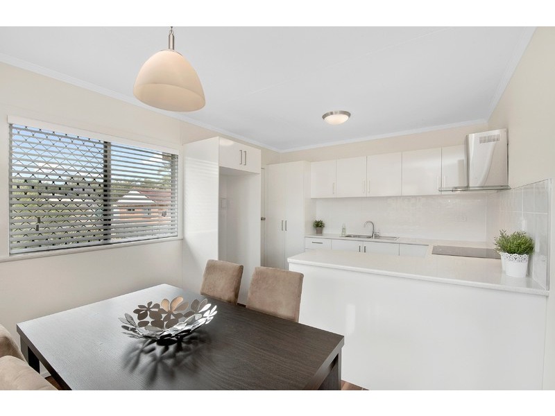 19 Mary Street, Redcliffe QLD 4020