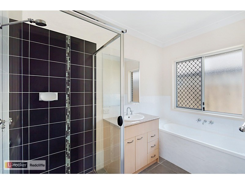 4 Cowper Court, Rothwell QLD 4022