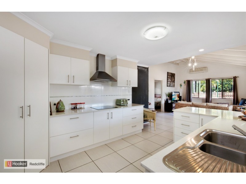 3 Pamphlett Street, Rothwell QLD 4022