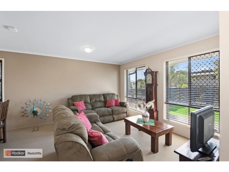 3 Pamphlett Street, Rothwell QLD 4022