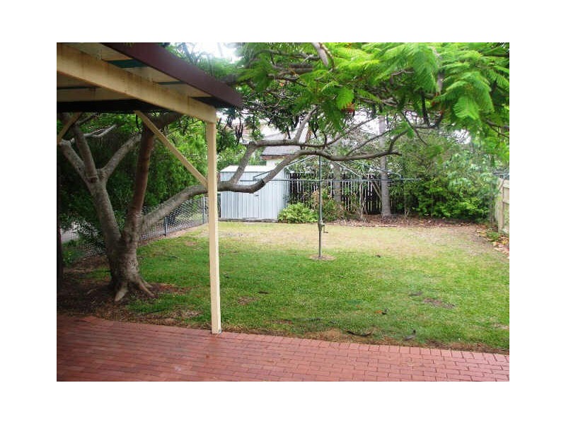 4 Ewan Street, Margate QLD 4019