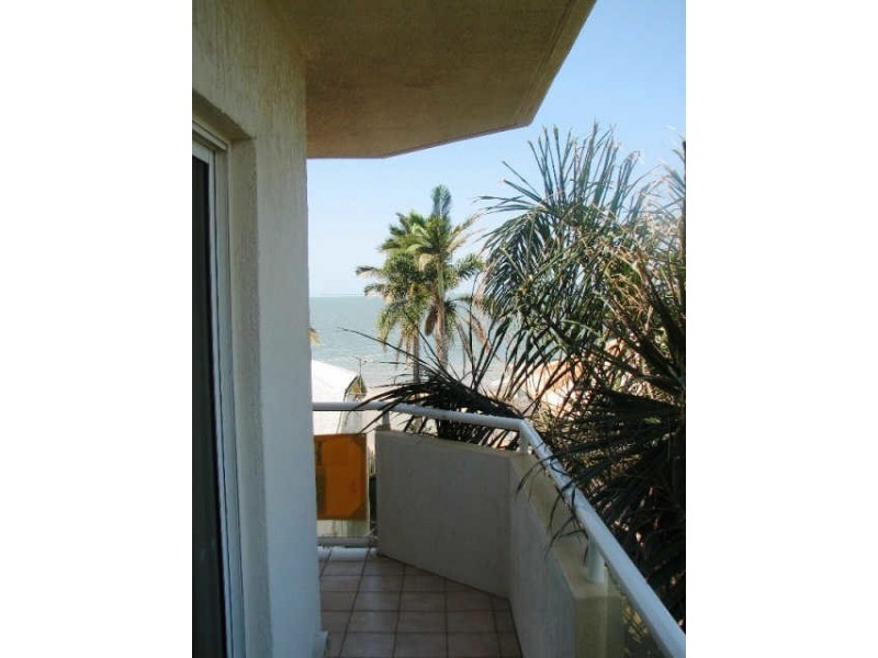 6/186 Prince Edward Parade, Scarborough QLD 4020