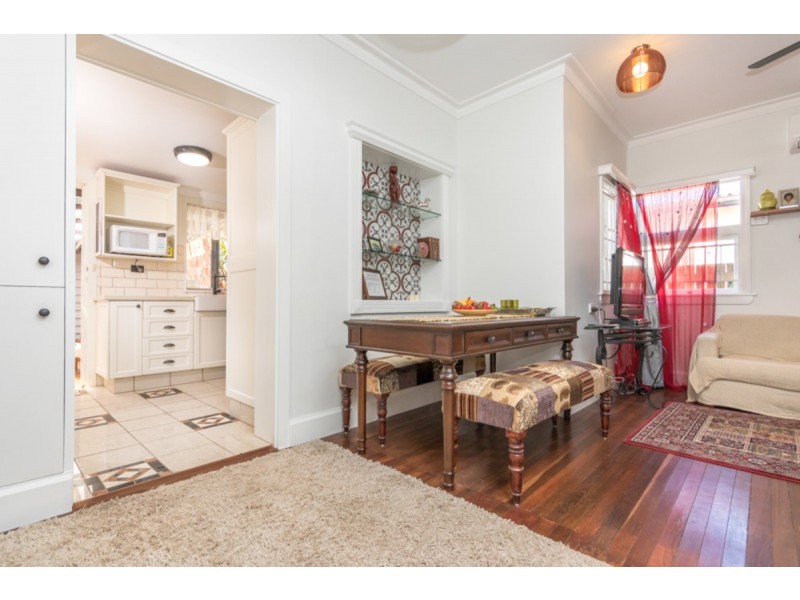 34 Valerie Street, Clontarf QLD 4019