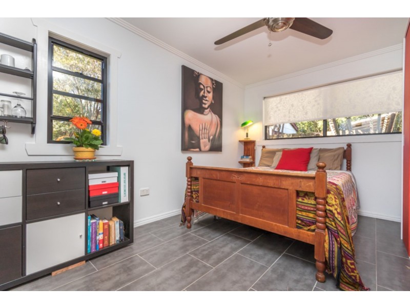 34 Valerie Street, Clontarf QLD 4019