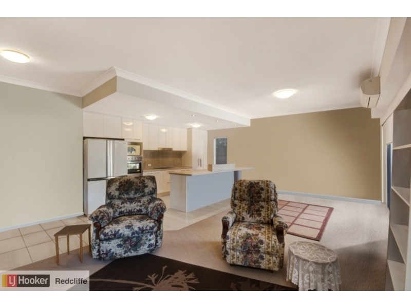 2/448 Oxley Avenue, Redcliffe QLD 4020