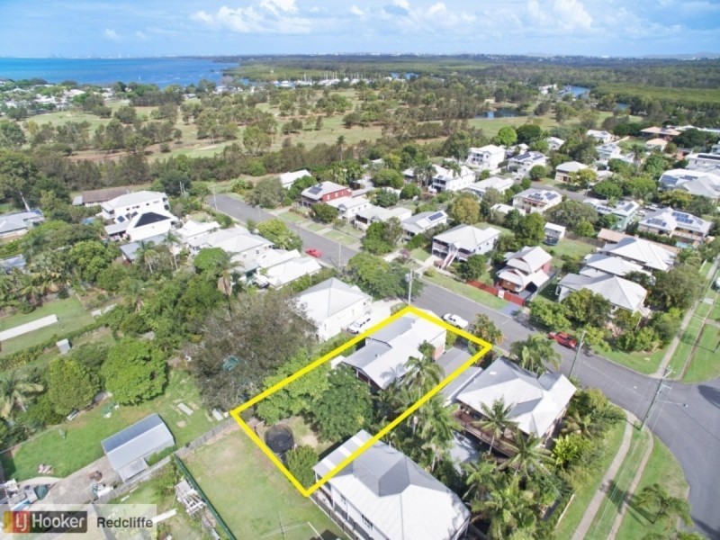 8 Gilpin Street, Shorncliffe QLD 4017