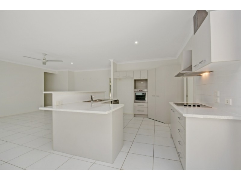 33-35 Oakey Fields Court, Burpengary QLD 4505