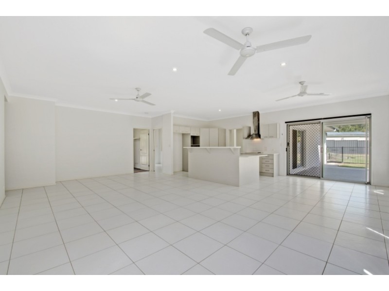 33-35 Oakey Fields Court, Burpengary QLD 4505