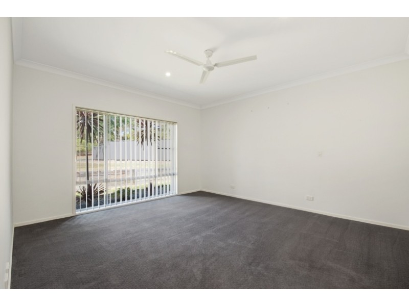 33-35 Oakey Fields Court, Burpengary QLD 4505