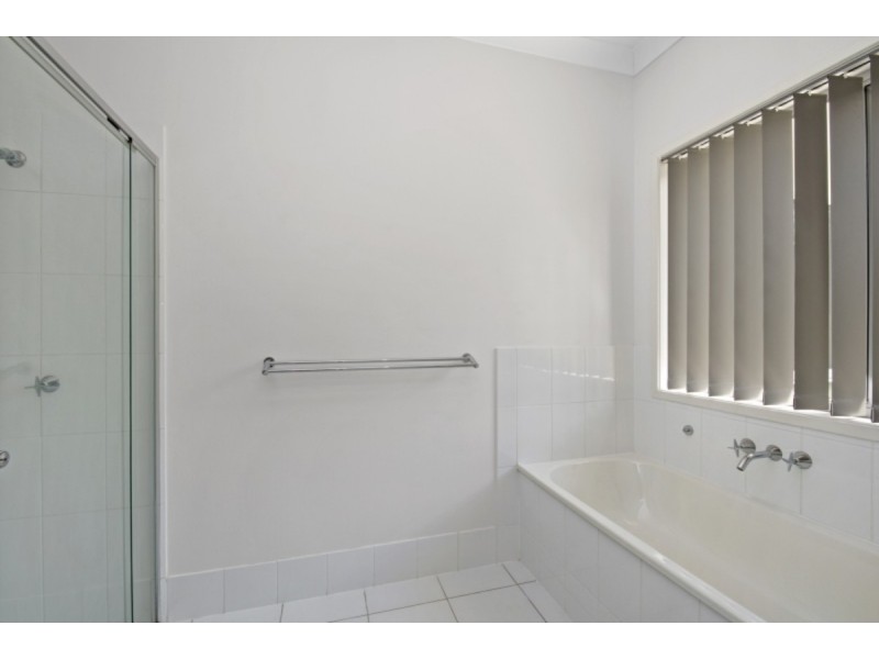 33-35 Oakey Fields Court, Burpengary QLD 4505