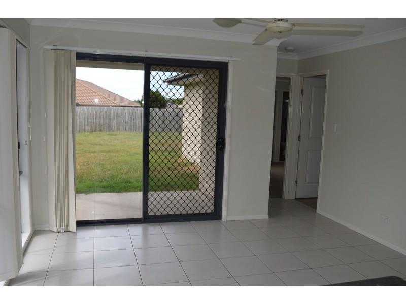 9 Mckillop Street, Rothwell QLD 4022
