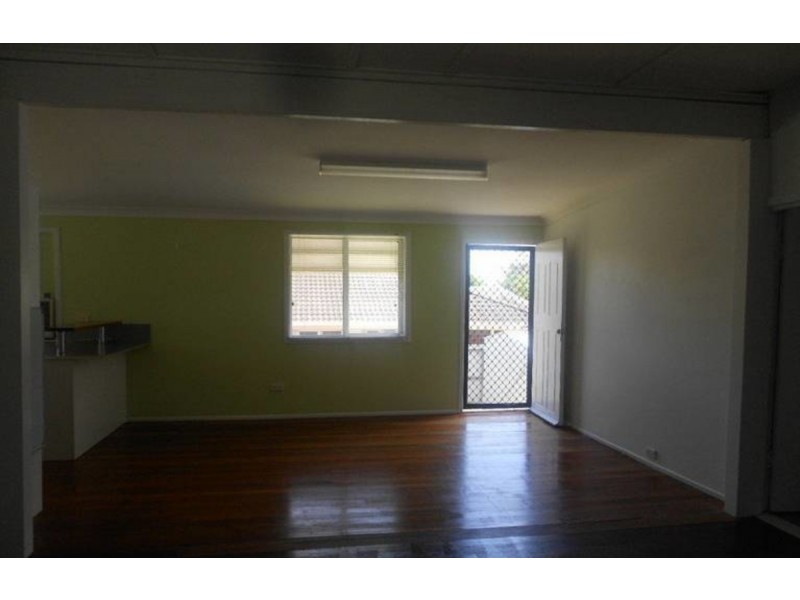 37 Seaville Avenue, Scarborough QLD 4020