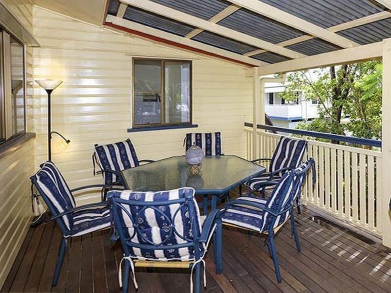 68 Georgina Street, Woody Point QLD 4019