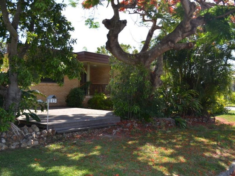 15 Edwin Street, Redcliffe QLD 4020