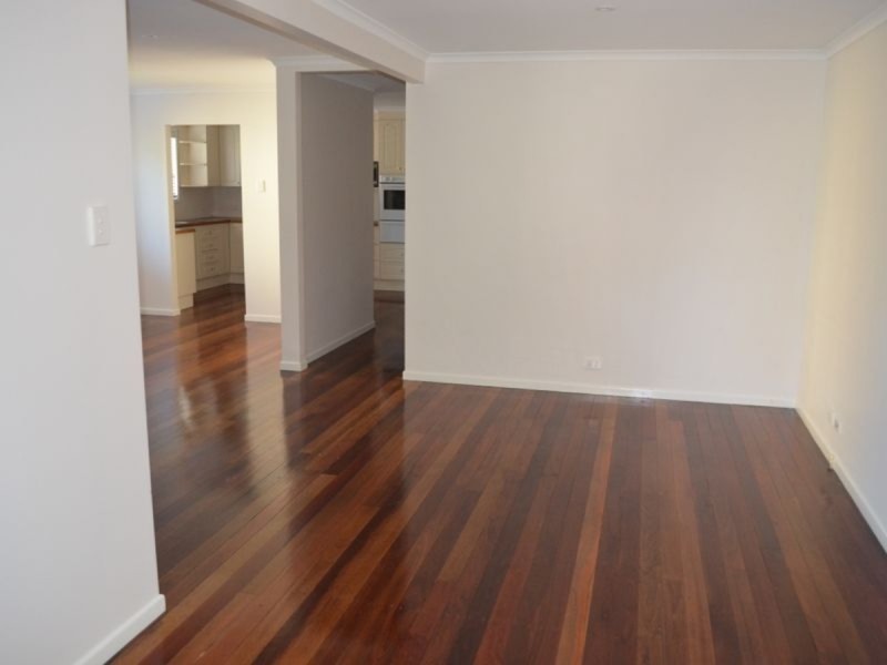 15 Edwin Street, Redcliffe QLD 4020